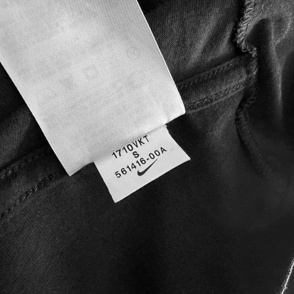 Air Jordan Wings T-Shirt Men's Size Small Black Vintage Cotton Basketball Jersey - Picture 6 of 12